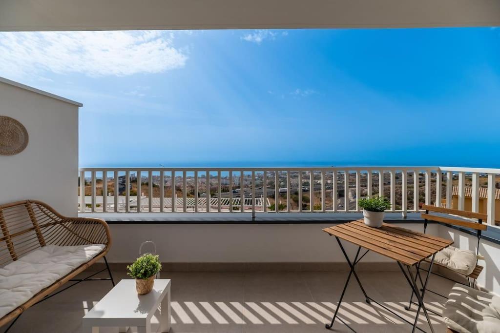 Apartamento Lxr Nova Marina 2Hab Vistas Al Mar Benalmádena Exterior foto