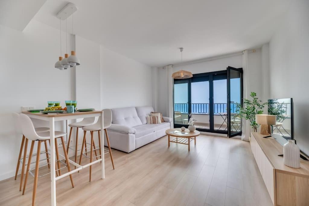 Apartamento Lxr Nova Marina 2Hab Vistas Al Mar Benalmádena Exterior foto